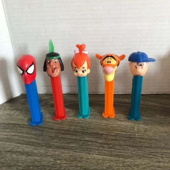 Vintage PEZ Dispensers Collection - Picture 6 of 9